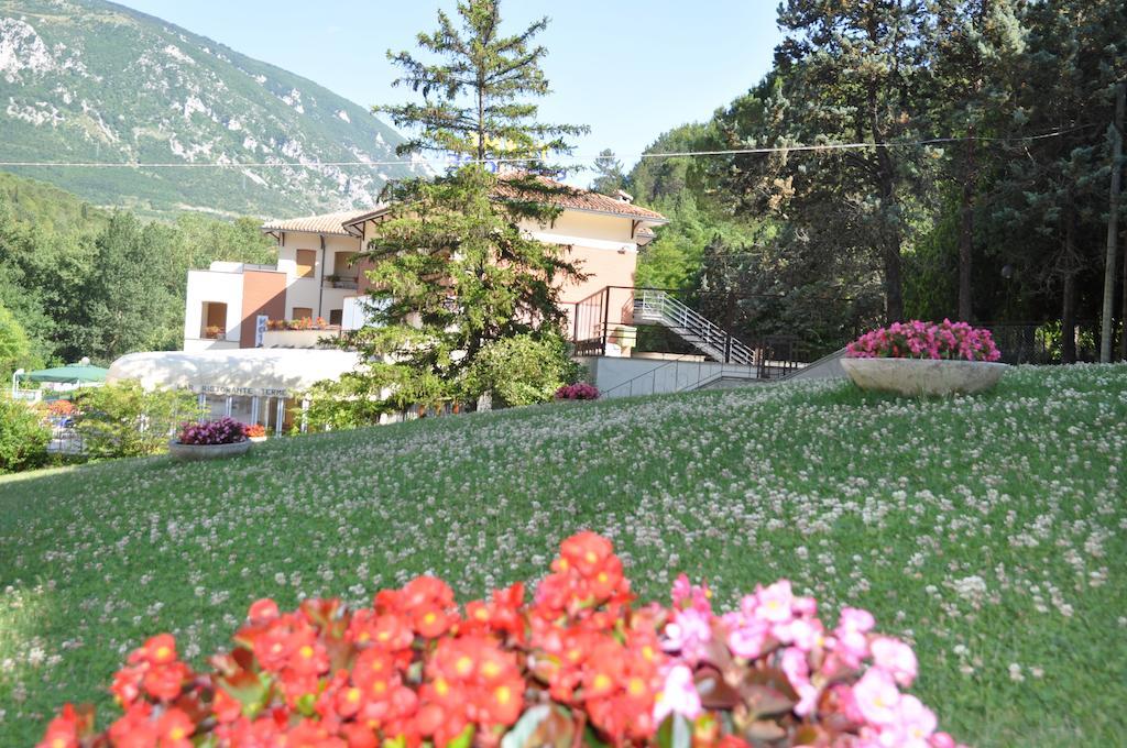 Hotel Terme Di San Vittore เจงกา ภายนอก รูปภาพ